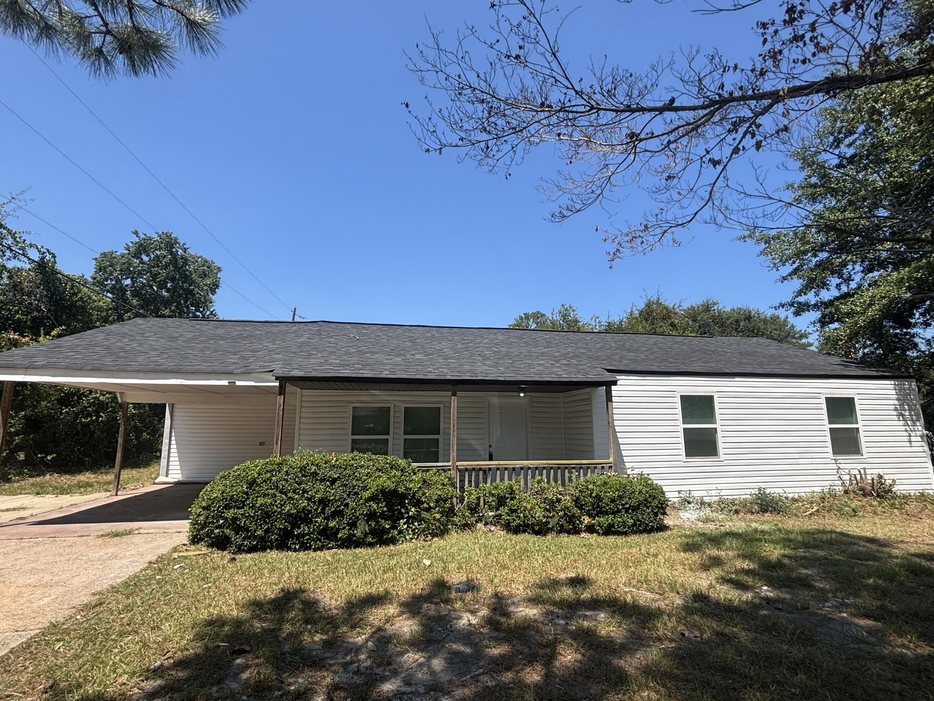 1160 Aldrich Street NE – photo 1