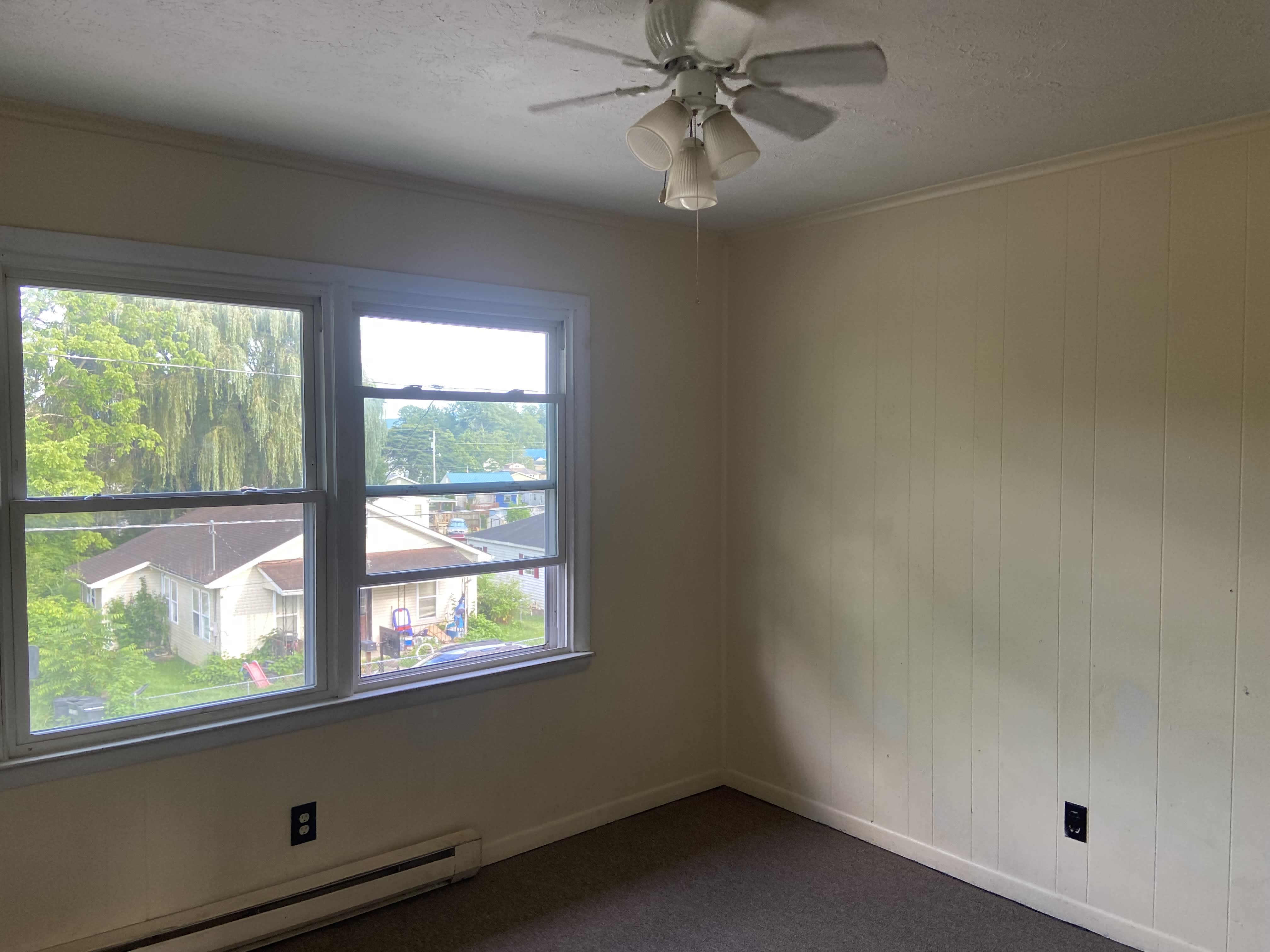 221 Rogers St – photo 5