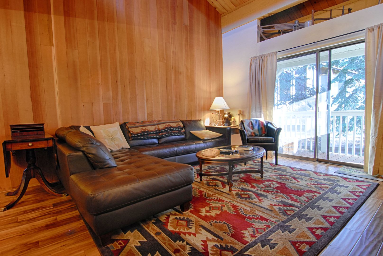 SKI LEASE: Kings Beach; Updated, Well Appointed Townhome – photo 3