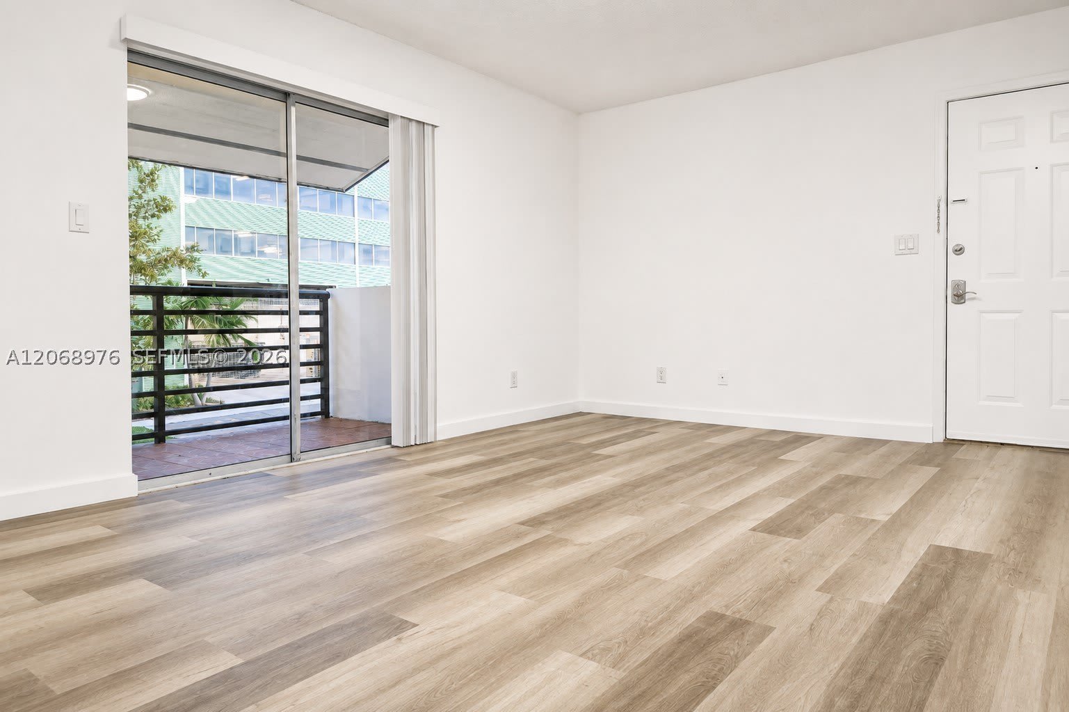 411 SE 10th St – photo 5