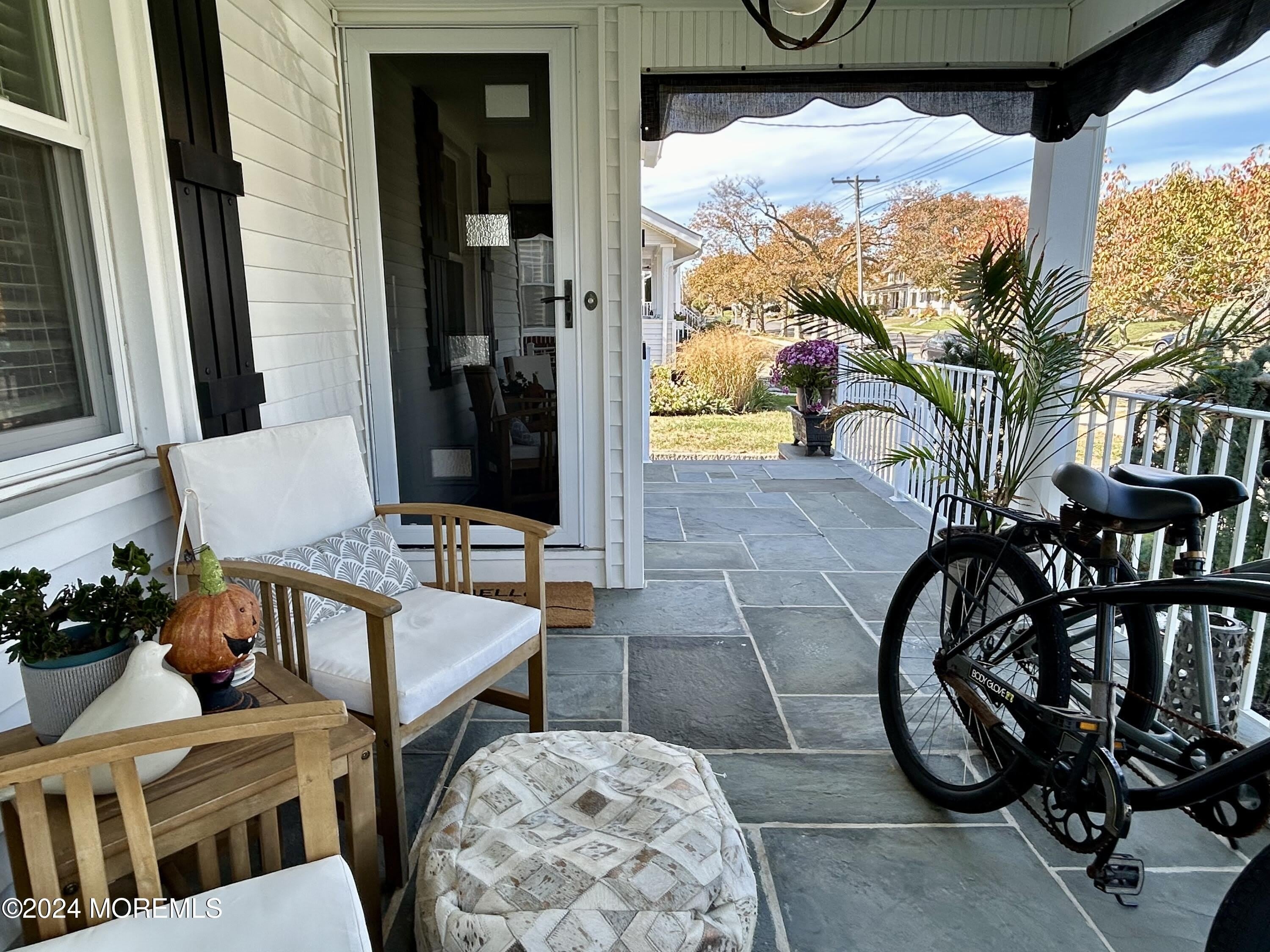 303 Evergreen Avenue – photo 3