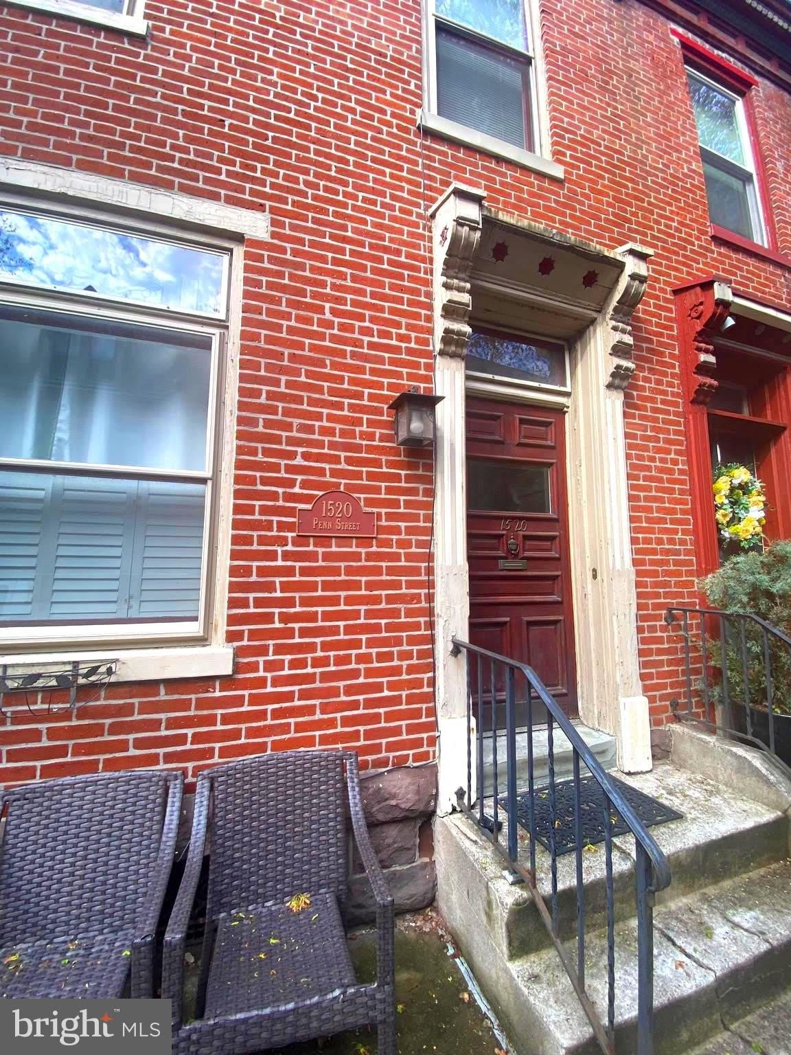 1520 PENN Street – photo 1