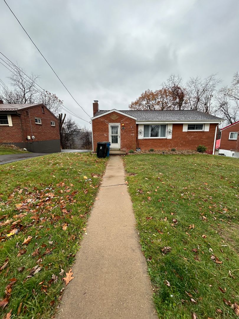 A Stylish Haven in Moon two., 3BR/2BA with a one car garage and lots of updates! – photo 1