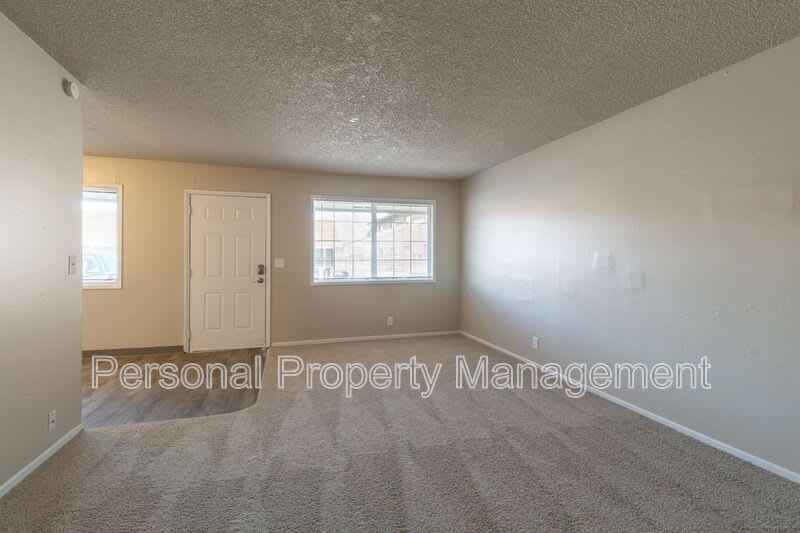 1002 NE 86th ST – photo 3