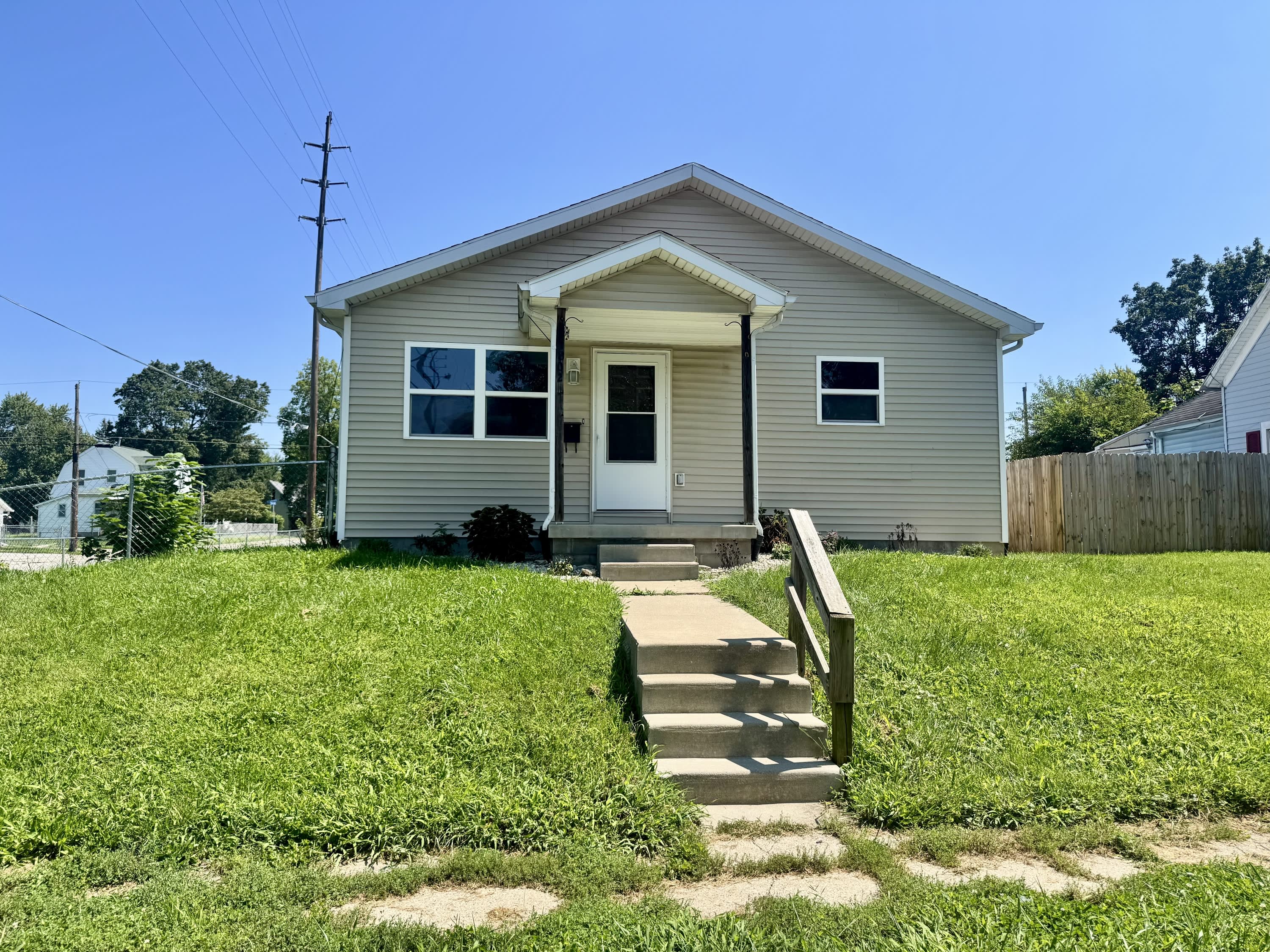 802 South Webster Street – photo 1