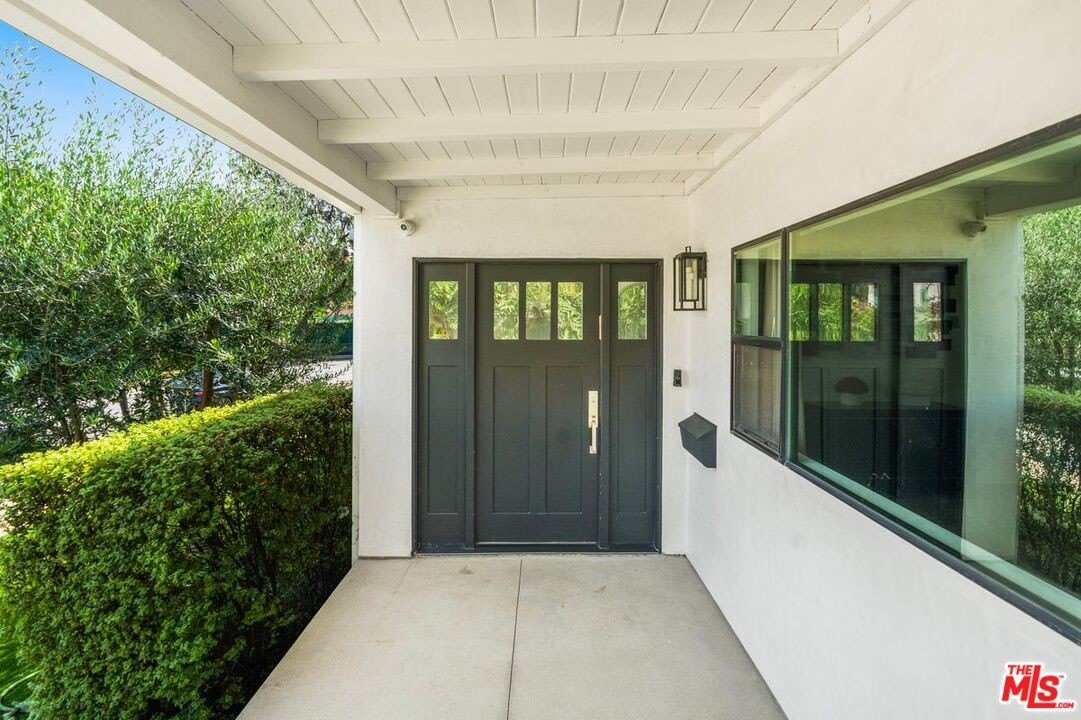 11439 Chenault St – photo 3