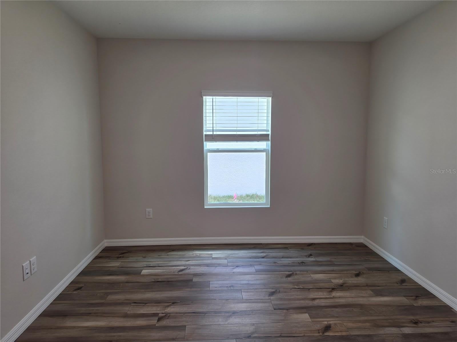 36741 THORNHEDGE Drive – photo 4