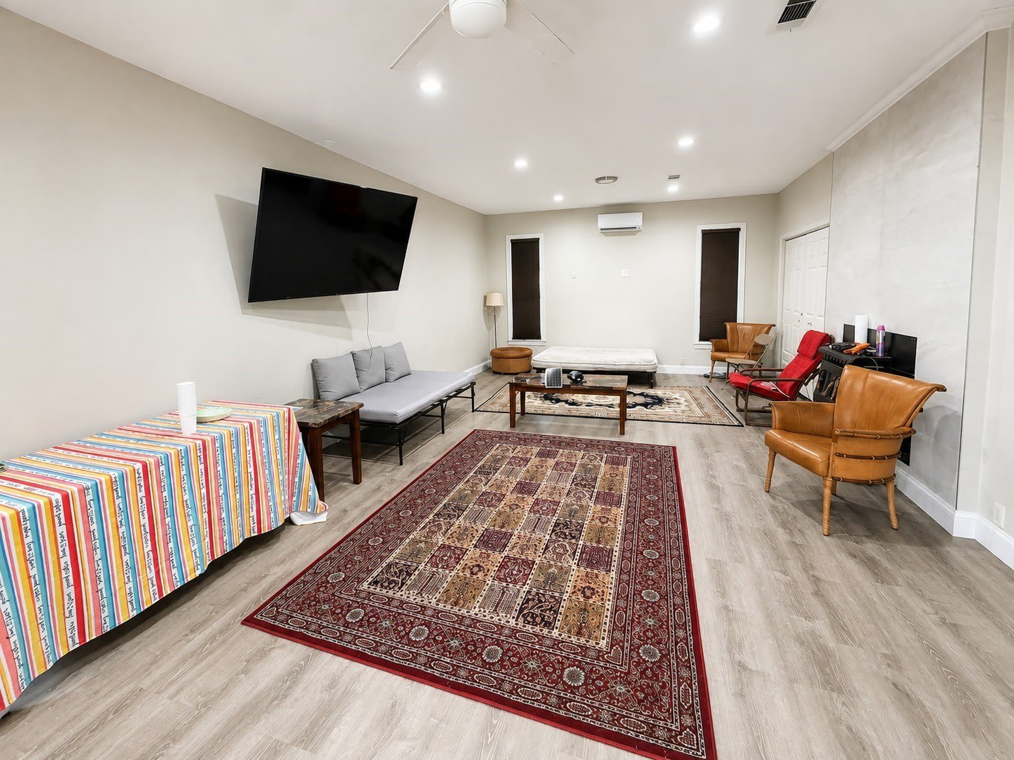 701 W Saunders Street – photo 3