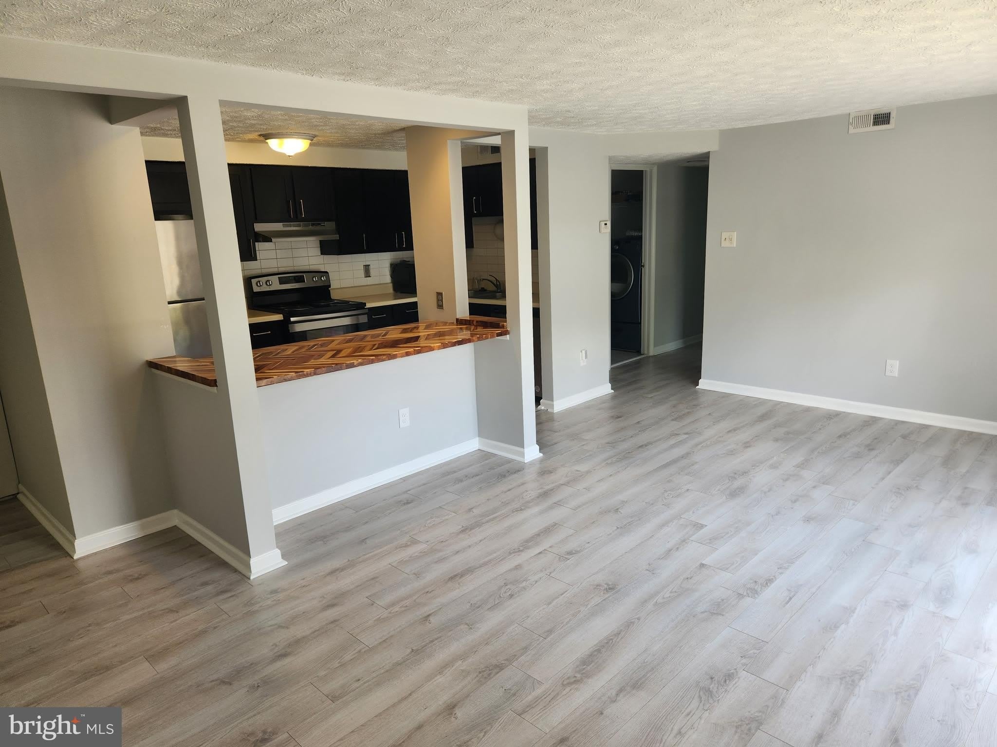 4300 F Buckman Road – photo 3