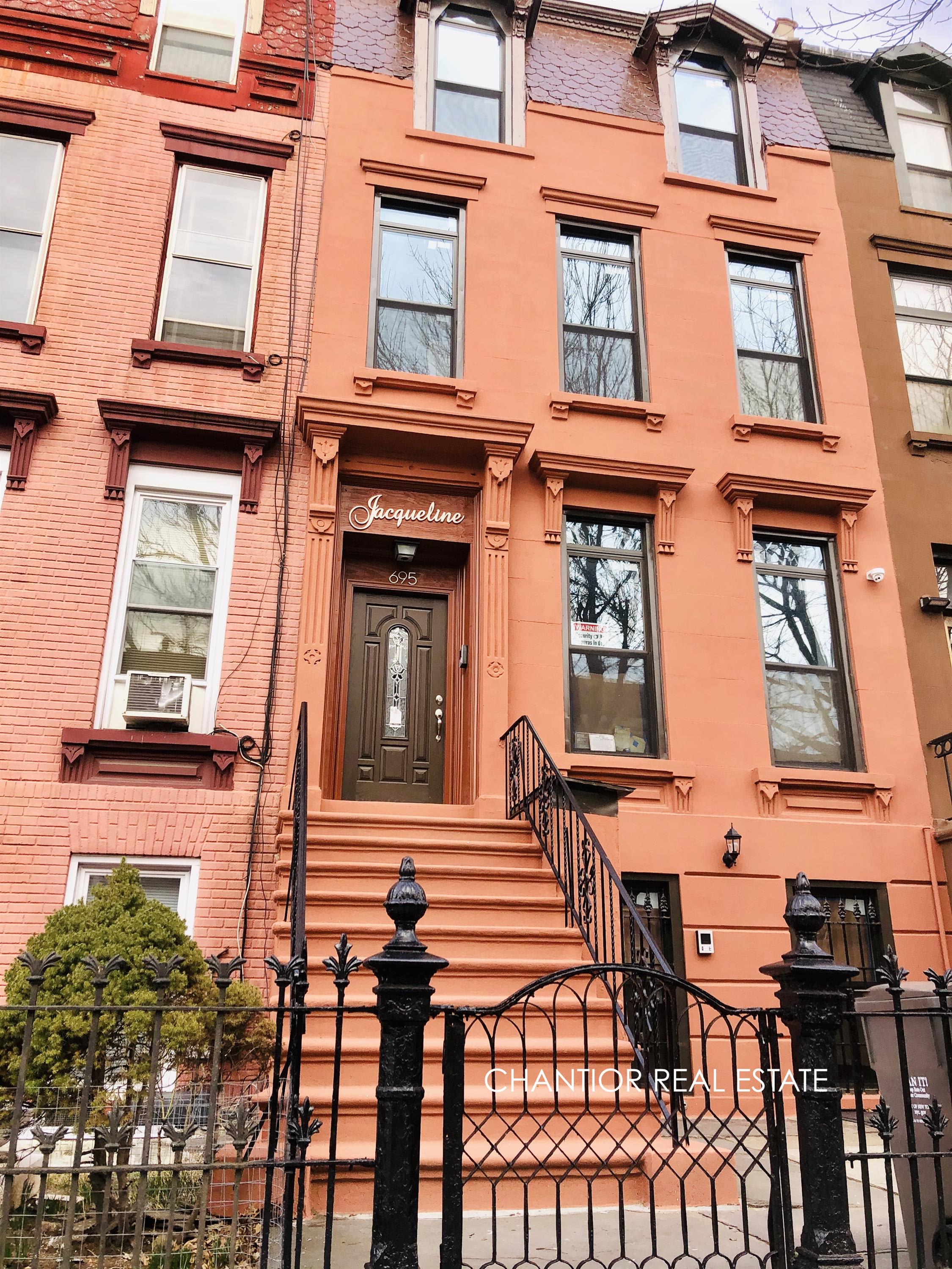 695 Greene Avenue – photo 2