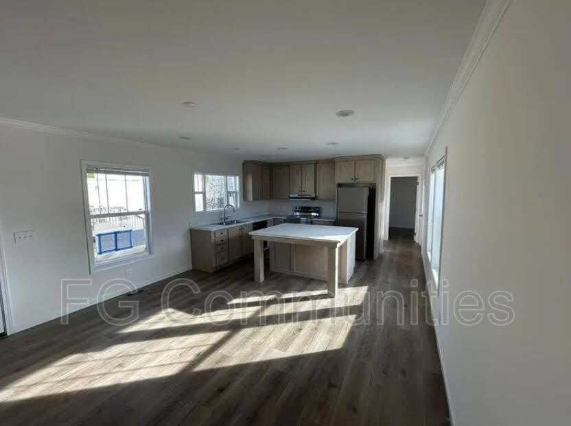 3220 Sutton Lane – photo 5