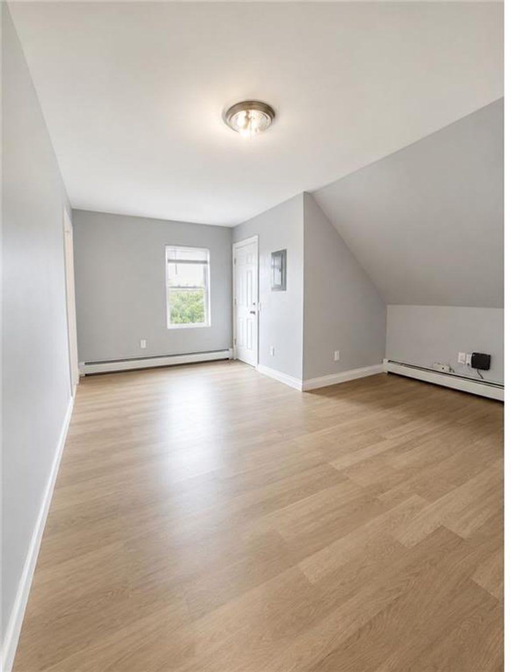 40 Norwich Ave – photo 3