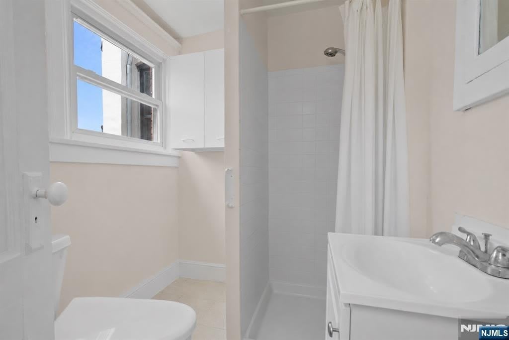 12 Sylvan Street – photo 5