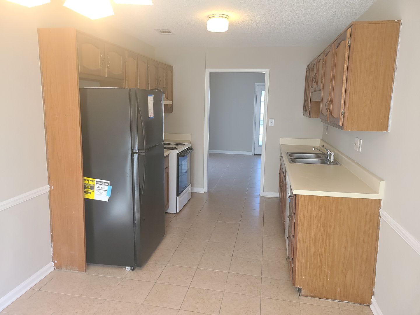 Welcome Home to Comfort and Convenience! – photo 4