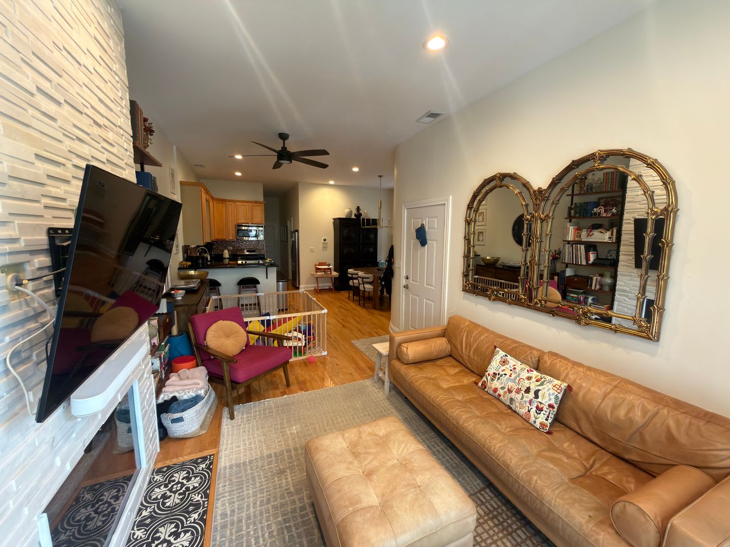 Beautifully updated & maintained 2 bed/2 bath Noble Square condo in an intimate 3 unit building. – photo 2
