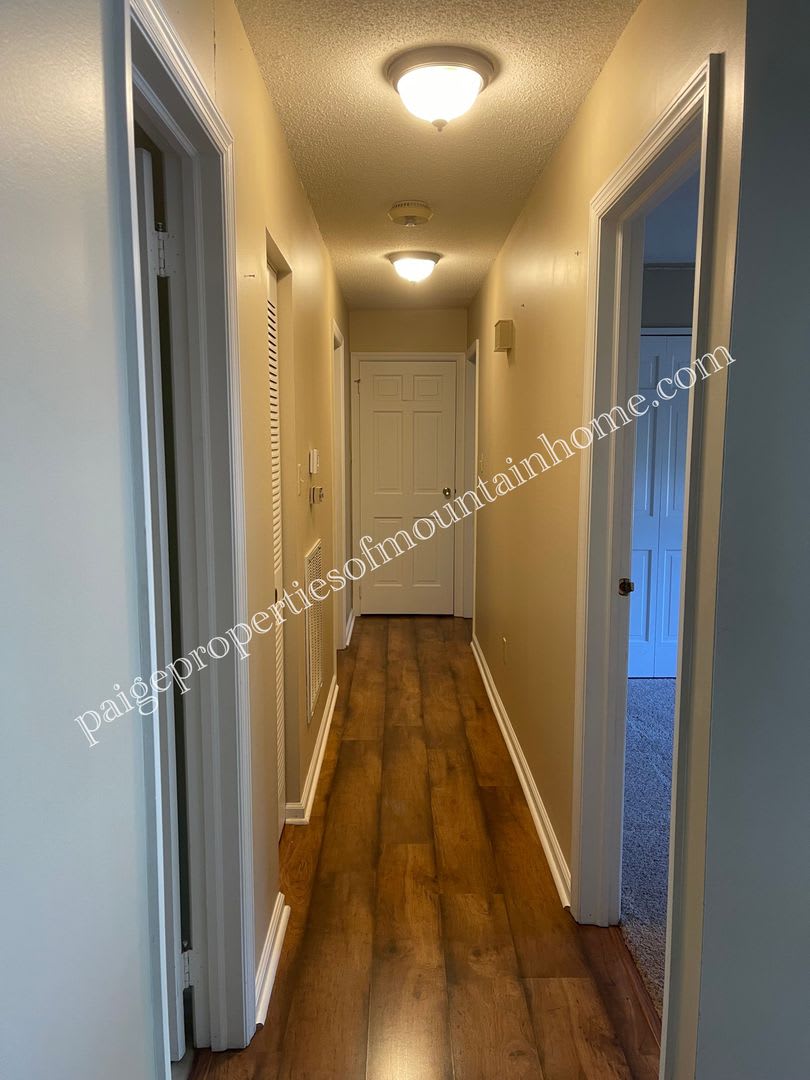 Ranch Style Home – photo 3