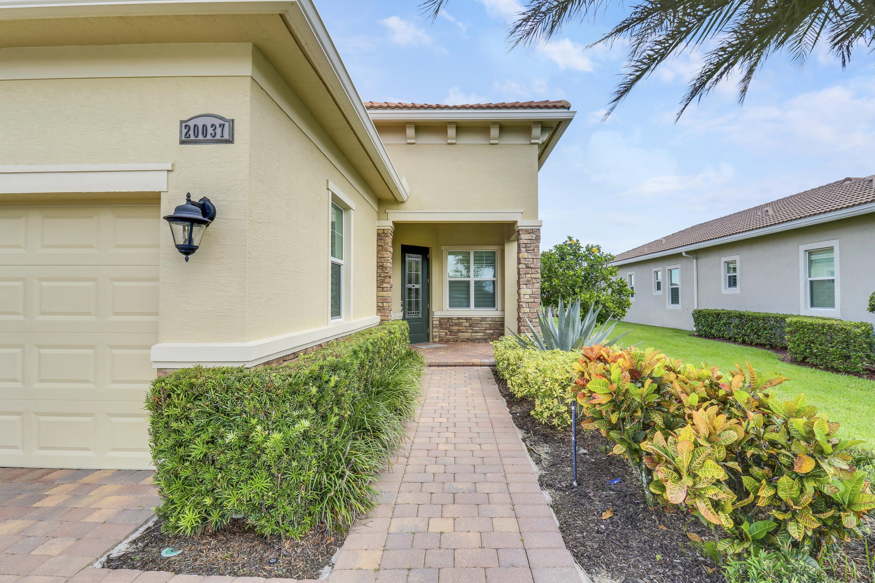 20037 SW Caserta Way – photo 2