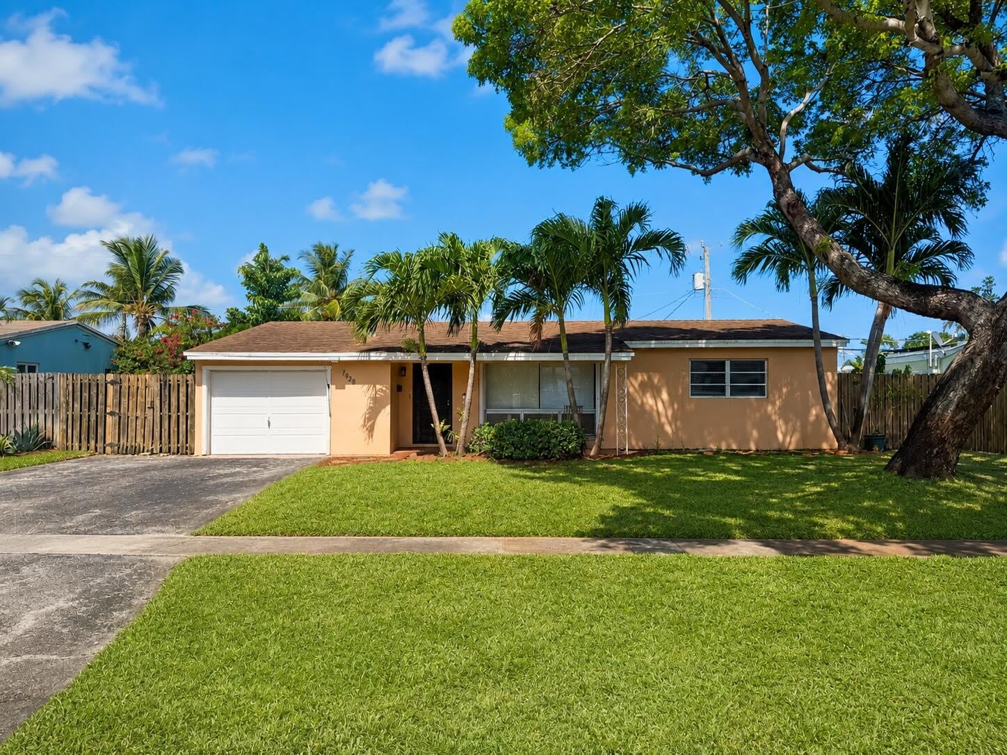 1428 SW 1st Avenue – photo 1
