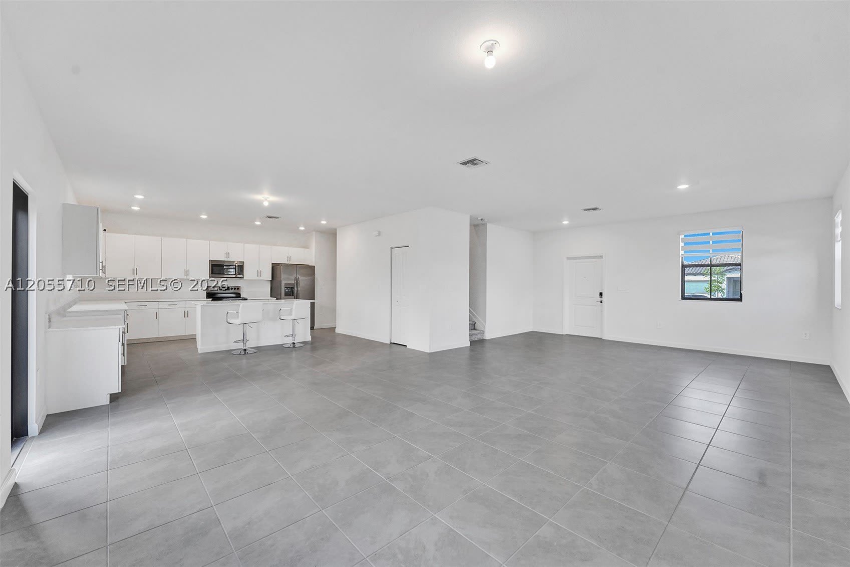 11904 SW 240th St – photo 3
