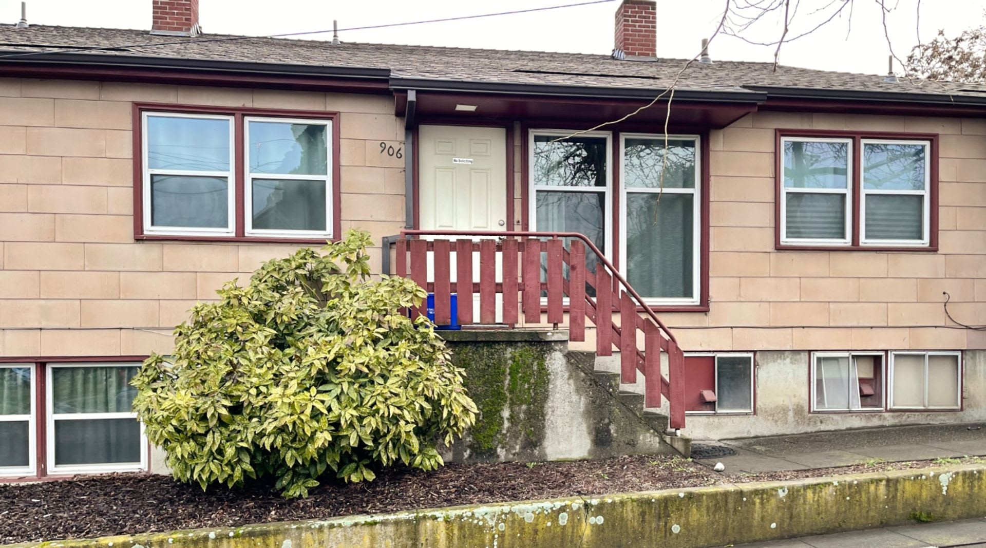 Convenient Location – photo 1