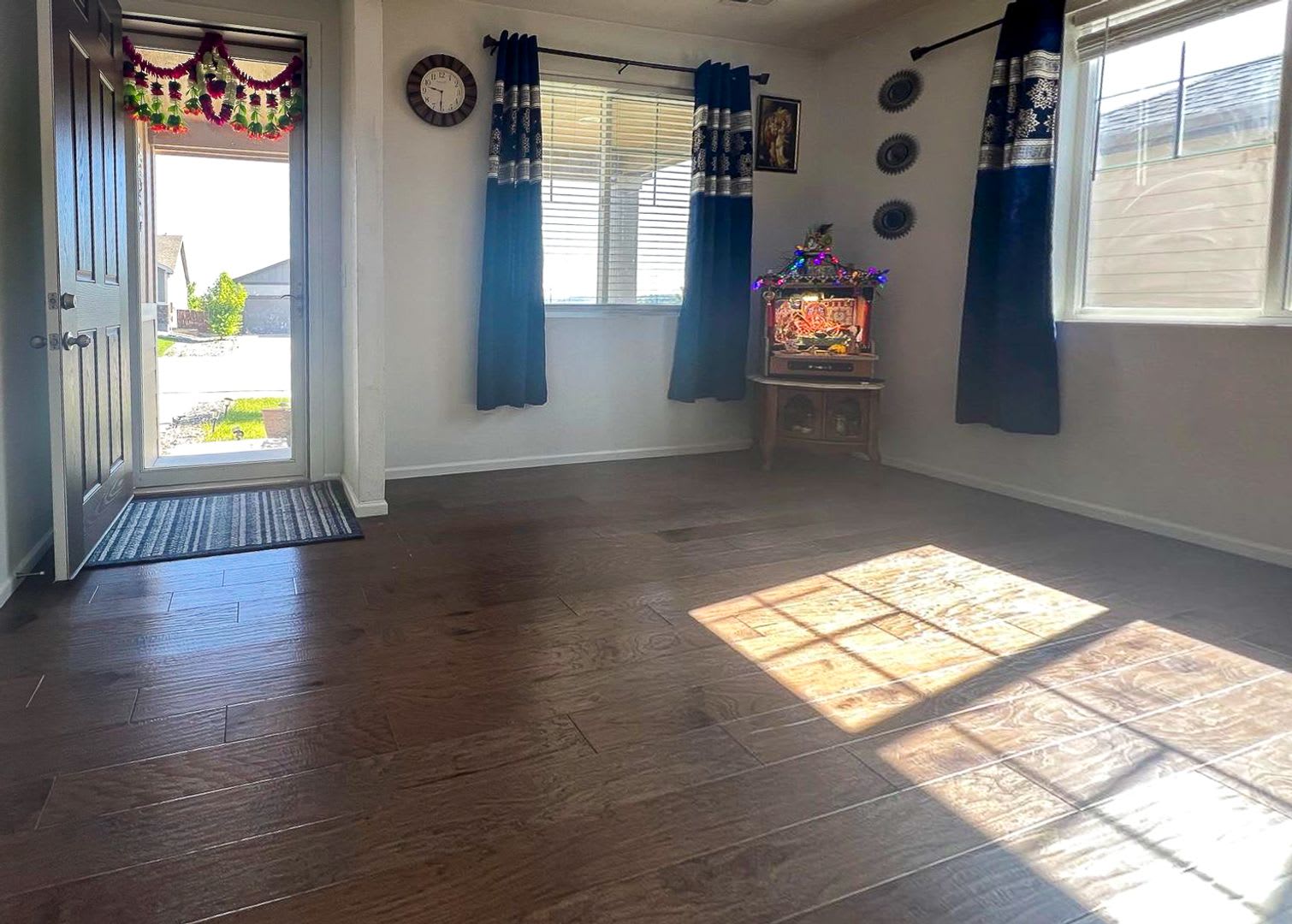 Stonegate 4bd 3ba 2,265sq.ft. – photo 4