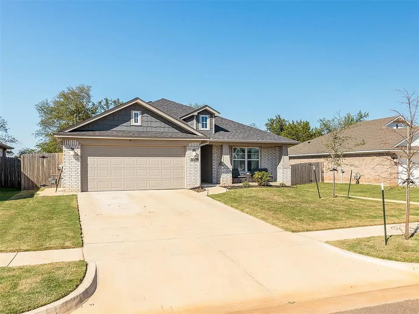 Stunning 3-Bedroom Home with Climate-Controlled Sunroom in Desirable Piedmont Community – photo 2