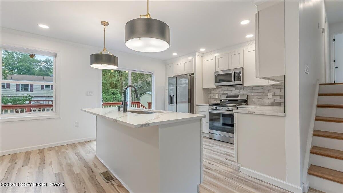 2704 Starlight Terrace – photo 4