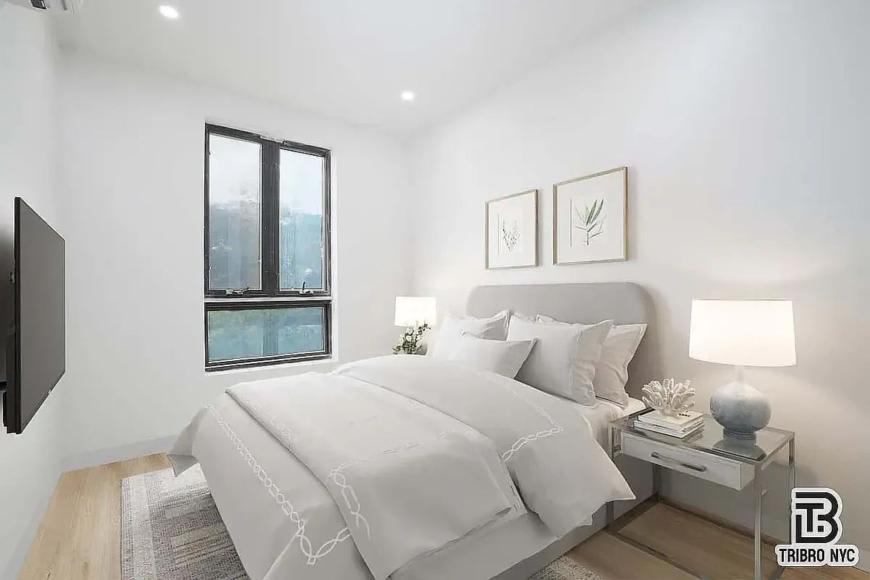 76 Bartlett Street – photo 5