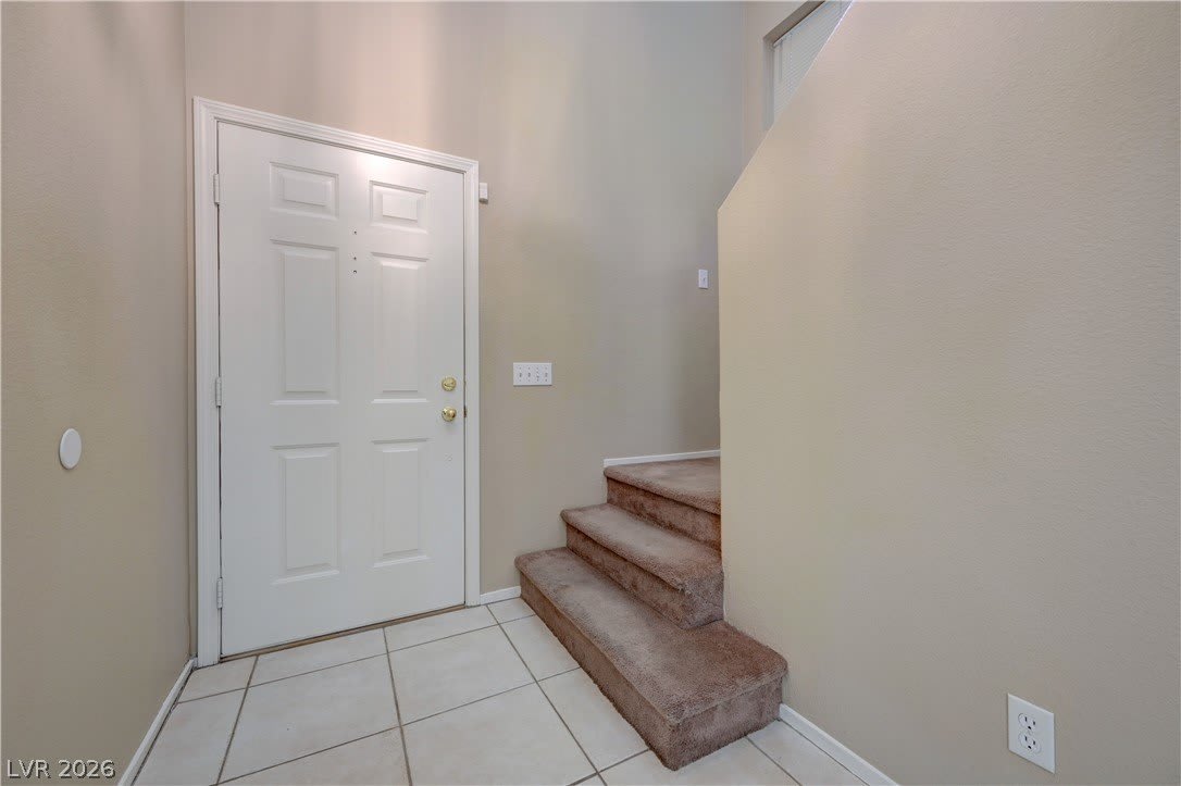 8905 Colorful Pines Avenue – photo 5