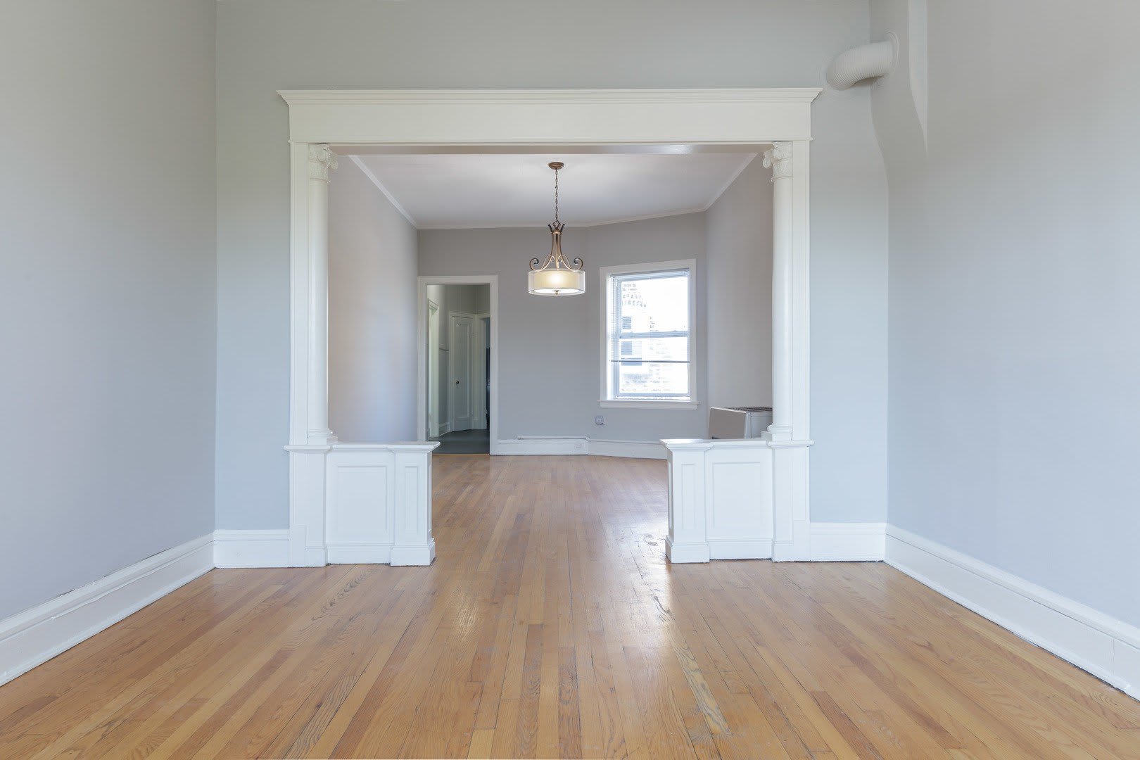 4754 N Lincoln Avenue – photo 5