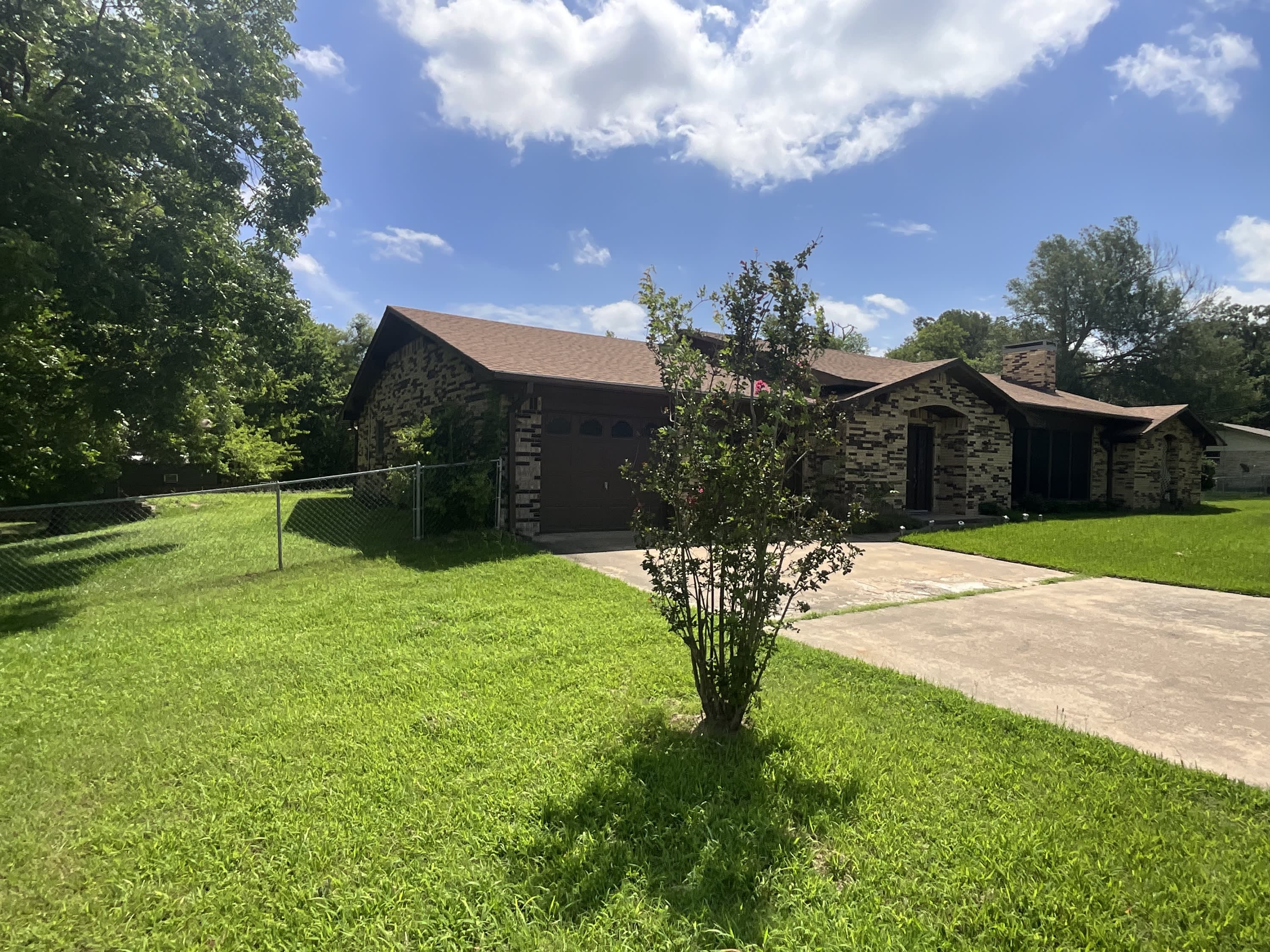 530 Hilliard Drive – photo 5