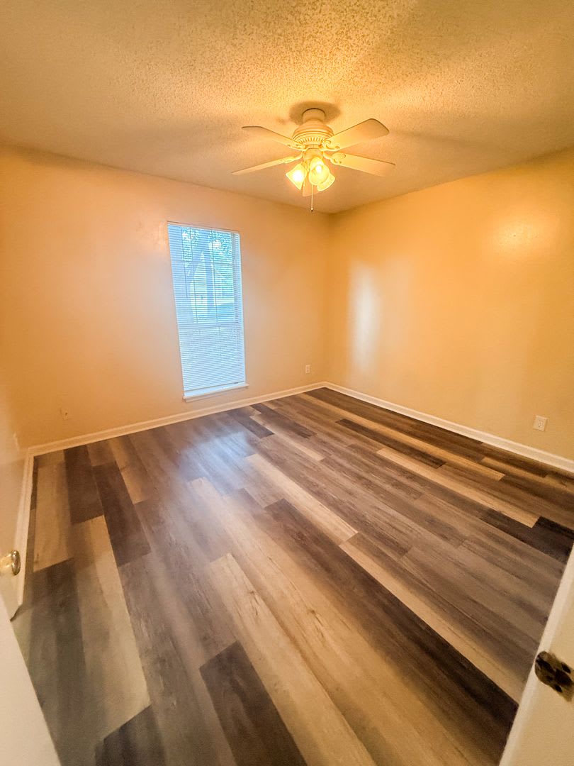 323 Jennifer Circle, Valdosta, 3BR/2BA – photo 4