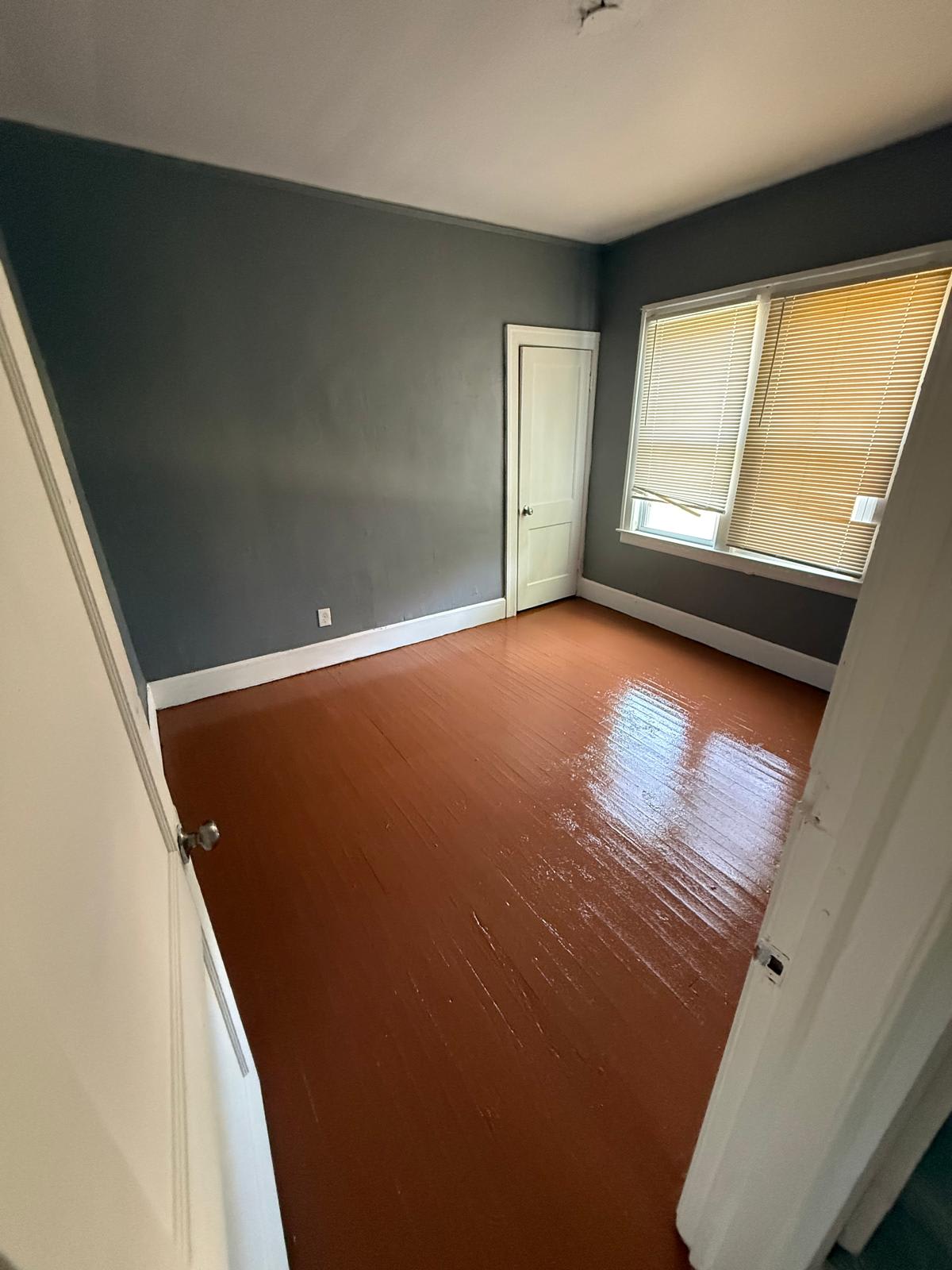 5517 Hillsboro Street – photo 3