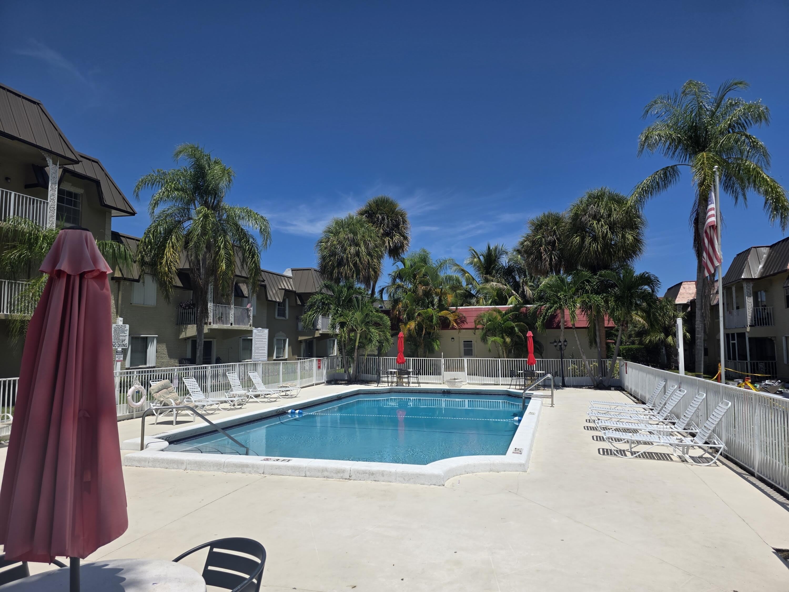 495 SE 8th Street – photo 2