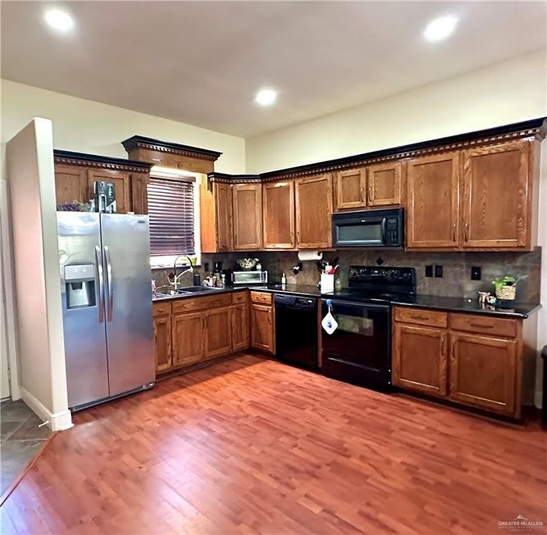 203 San Saba Street – photo 4