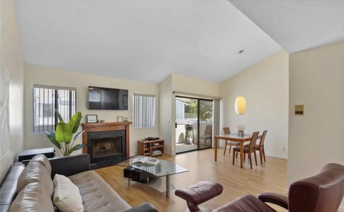 27070 Hidaway Ave Unit 5 – photo 1