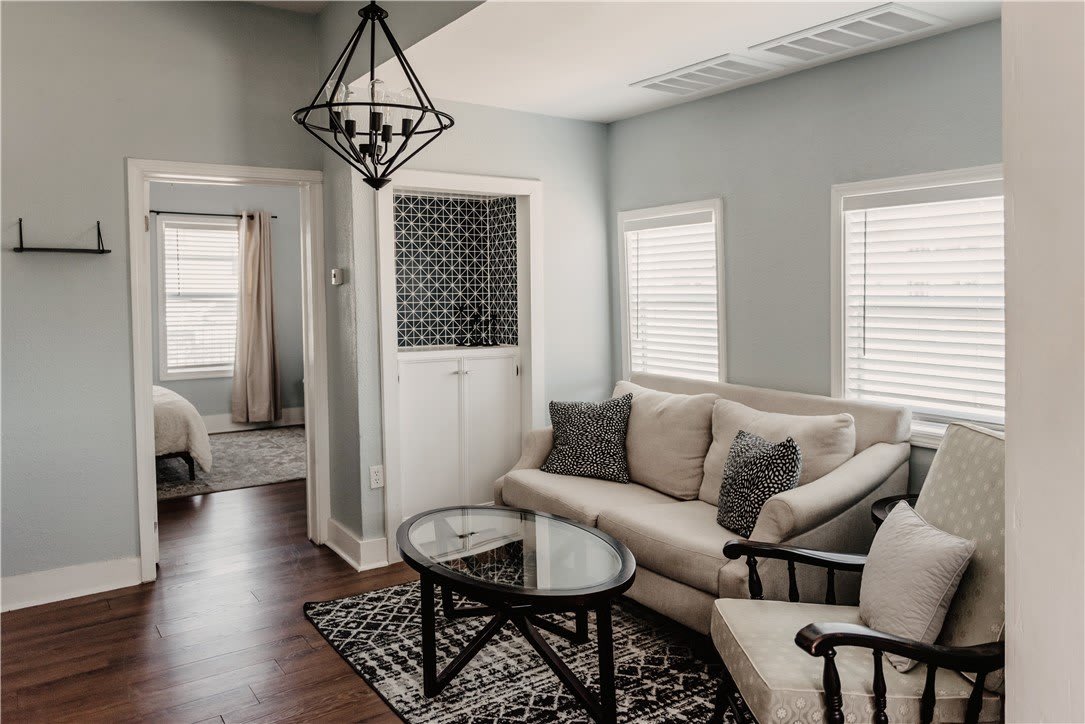 1318 N Mesquite Street – photo 5