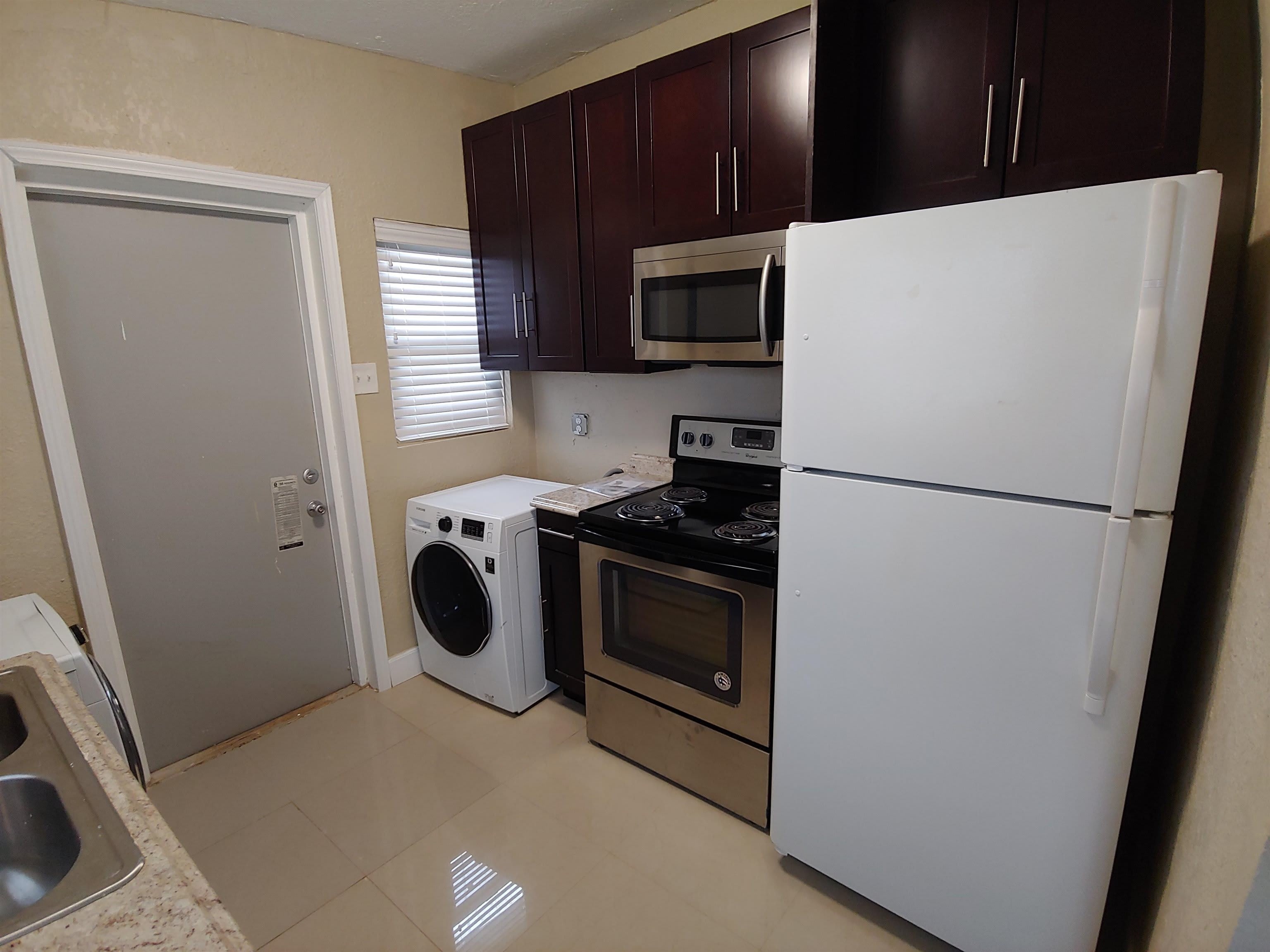 2347 Keith Street – photo 5