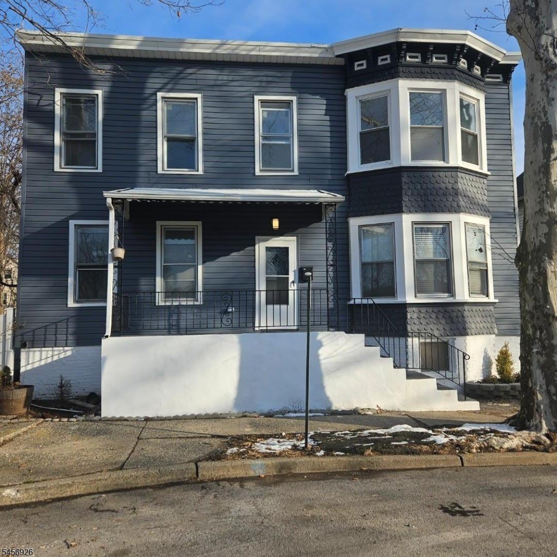 314 N Park St – photo 1