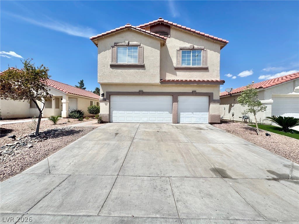 1092 Whispering Birch Avenue – photo 1