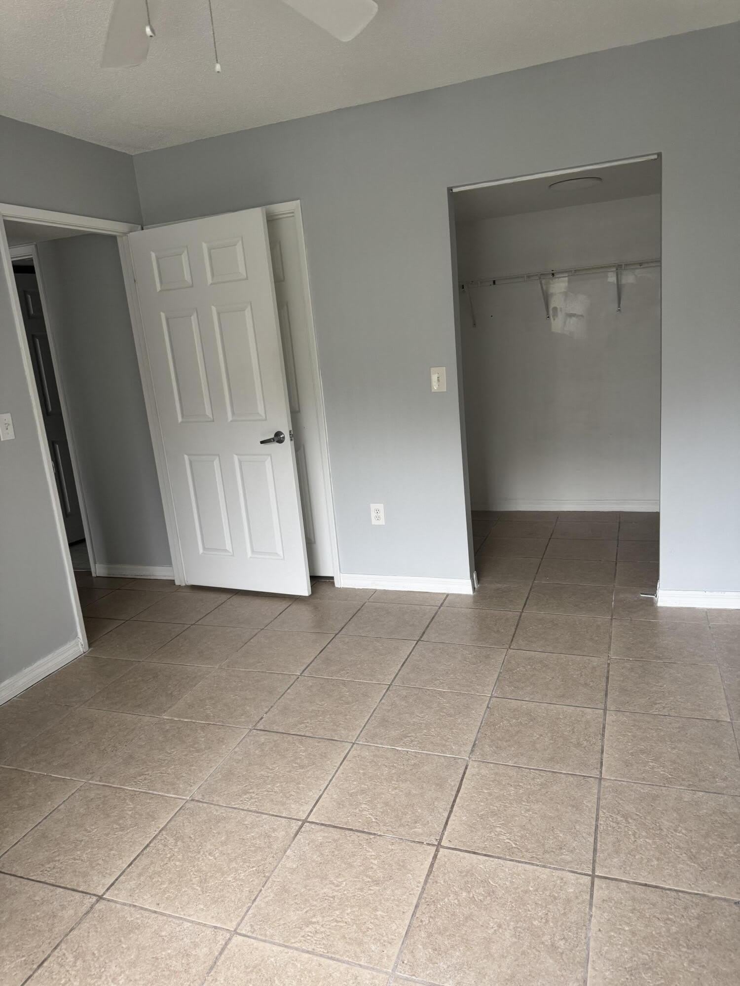 1670 N 42nd Circle – photo 2