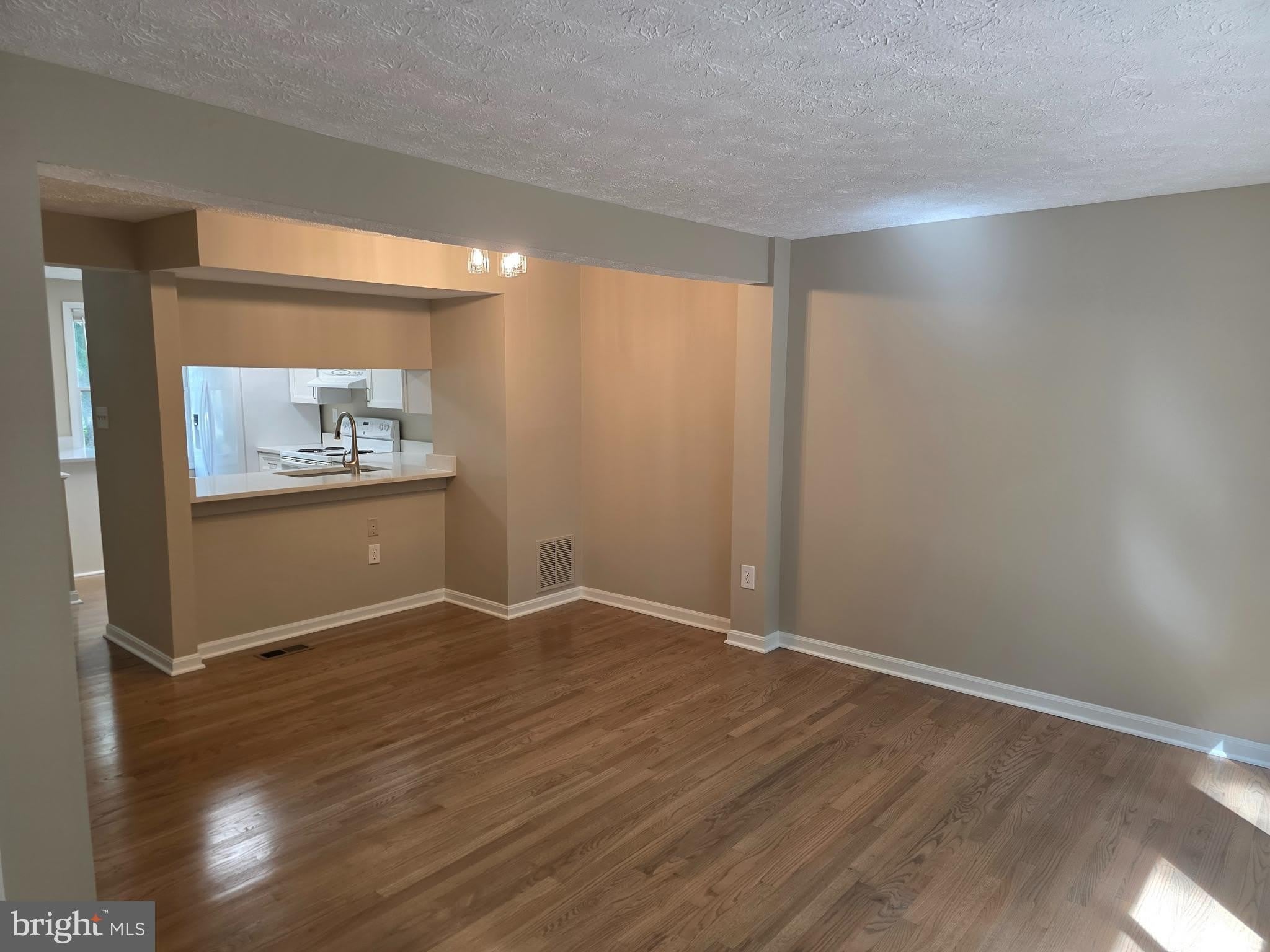 19136 PARTRIDGE WOOD Drive – photo 3