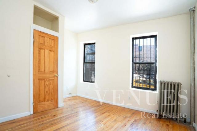 202 Edgecombe Avenue – photo 1