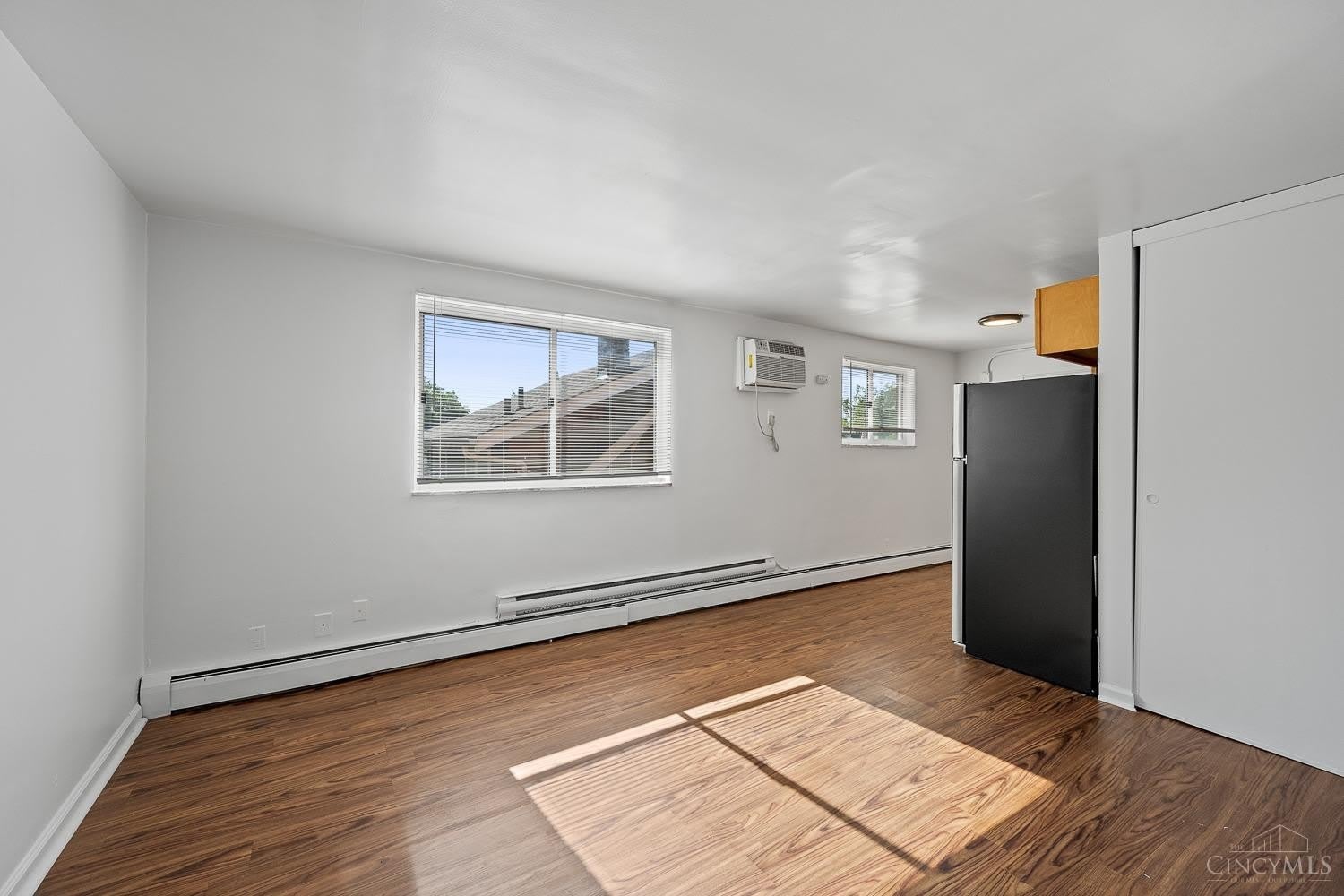 1522 Cedar Avenue – photo 4