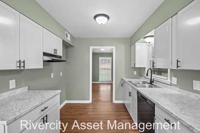 2533 Howard Road – photo 5