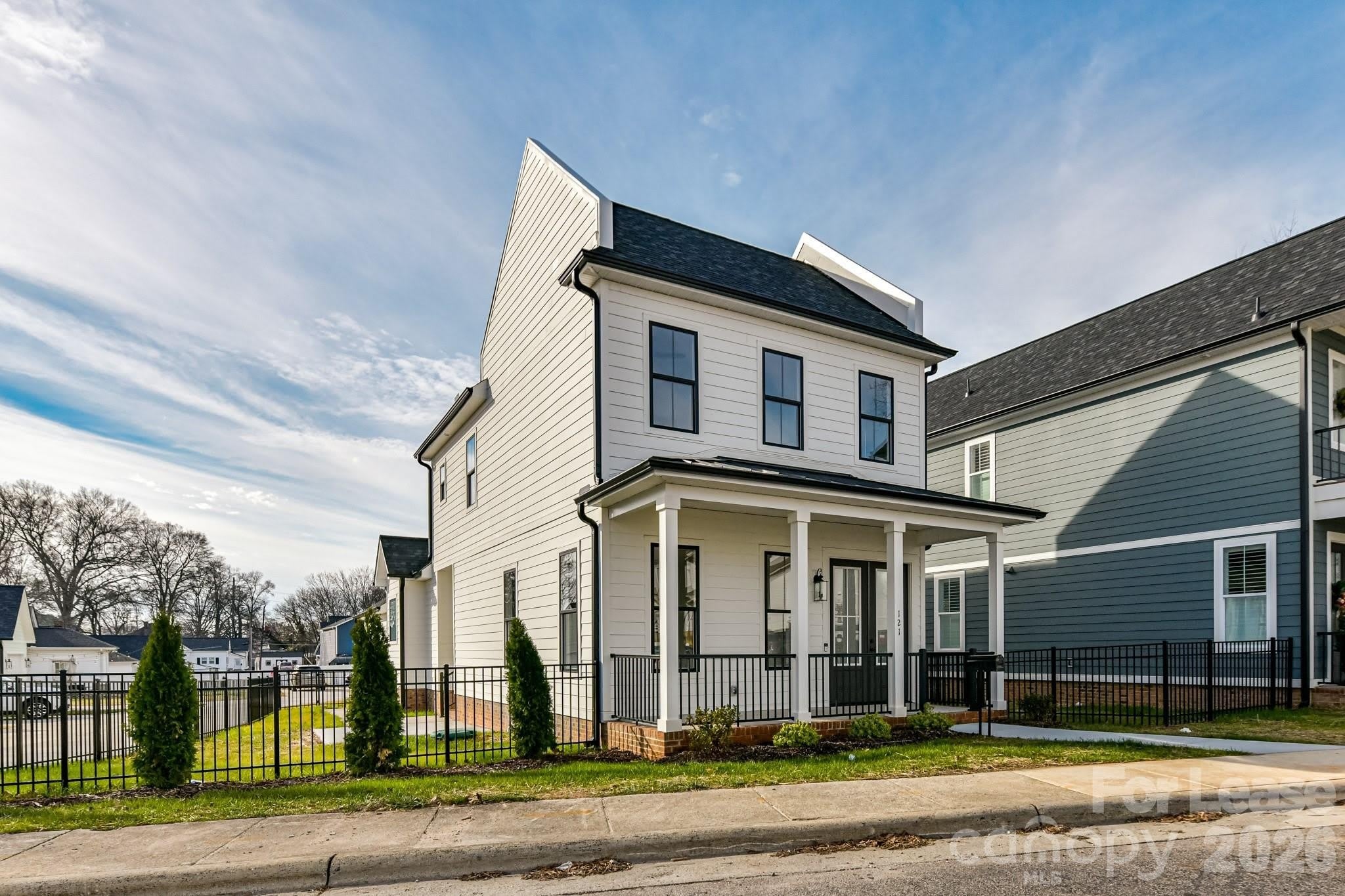 121 W F Street – photo 3