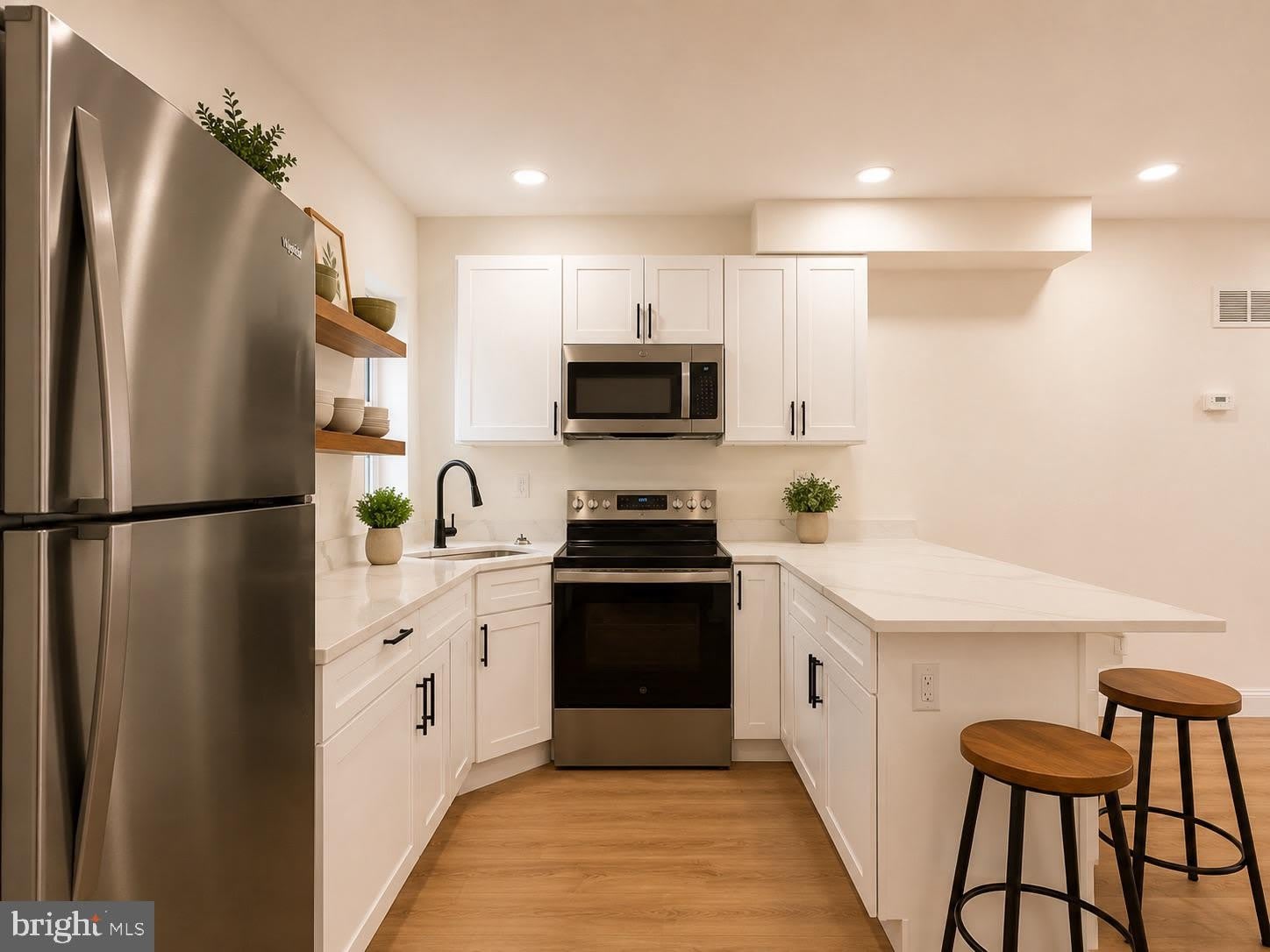 2762 MARTHA Street – photo 5