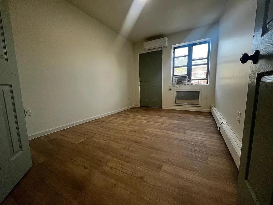 1658 Prospect Place – photo 3