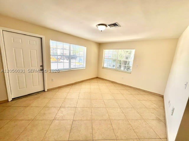 696 NE 85th St – photo 2