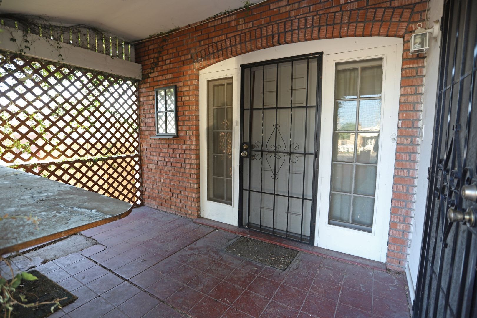 1348 N. Euclid Ave. – photo 2